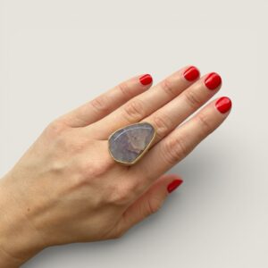Grau-violetter Chalcedon ring